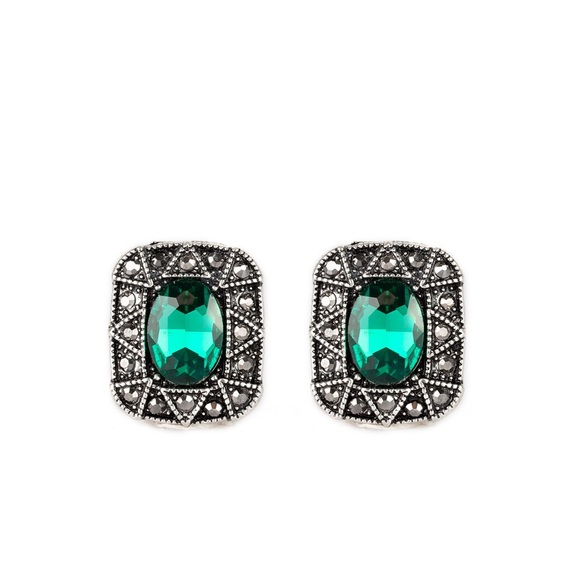 Young Money Earrings - Picture 2 of 2